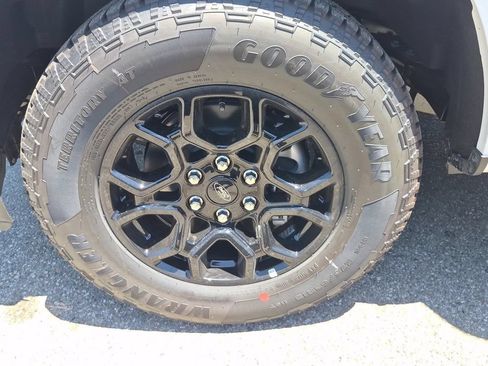 New 2026 Ford F150 XLT w/ Equipment Group 302A MID AWD/4WD image 15