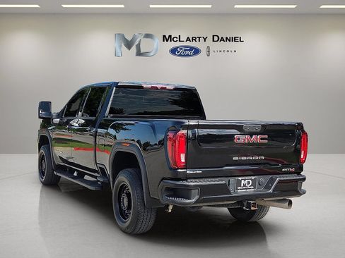 Used 2022 GMC Sierra 2500 AT4 w/ Gooseneck/5TH Wheel Package AWD/4WD image 4