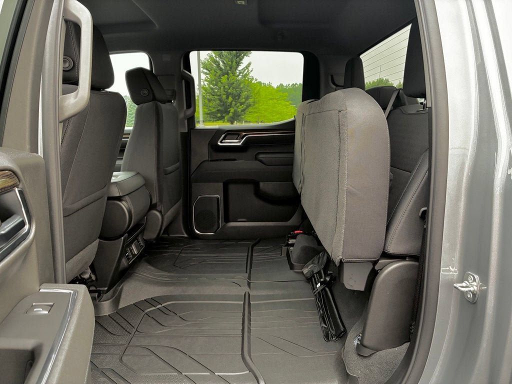 New 2026 Chevrolet Silverado 1500 RST w/ RST Select Package AWD/4WD image 30