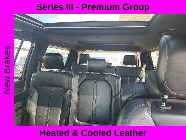 Used 2023 Jeep Wagoneer Series III w/ Premium Group I AWD/4WD image 6