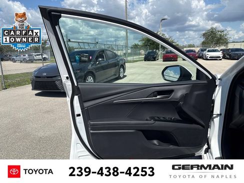 Used 2026 Toyota Camry SE FWD image 17
