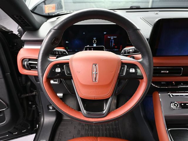 Used 2025 Lincoln Aviator Reserve w/ Jet Appearance Package AWD/4WD image 21