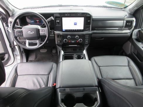 Used 2024 Ford F250 Lariat image 8