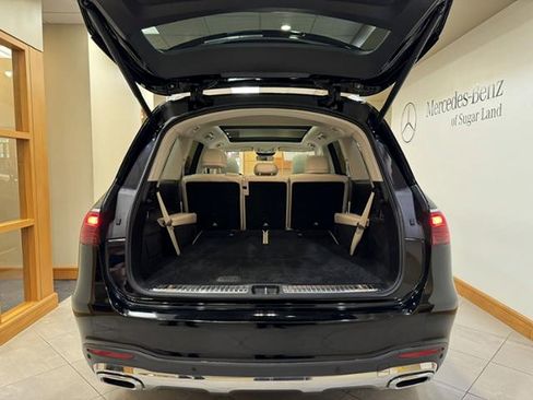 Certified 2025 Mercedes-Benz GLS 450 4MATIC image 26