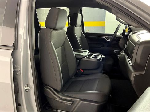 Used 2024 GMC Sierra 1500 Elevation image 9