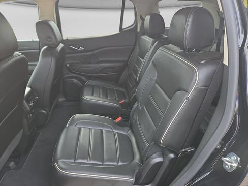 Used 2023 GMC Acadia Denali w/ Denali Technology Package AWD/4WD image 35