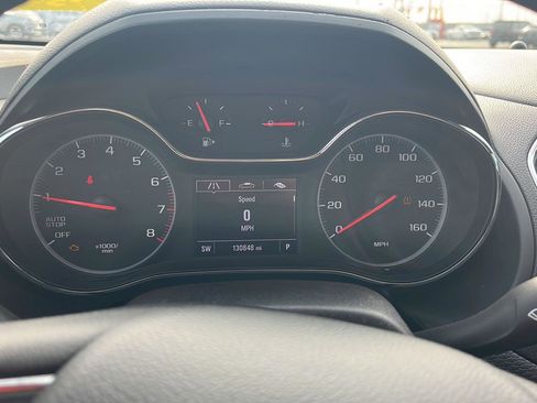 Used 2019 Chevrolet Cruze LT w/ Convenience Package image 9