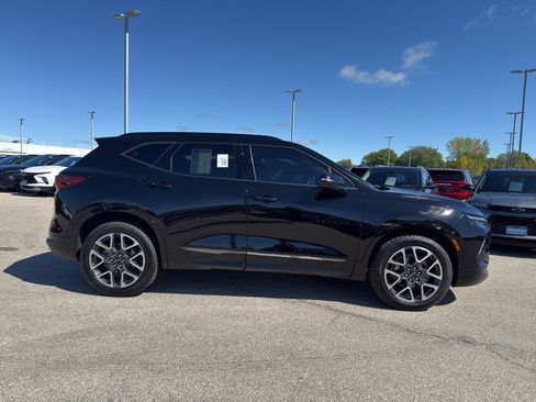 Certified 2023 Chevrolet Blazer RS w/ Enhanced Convenience Package image 4