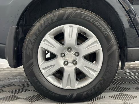 Used 2005 Subaru Outback 2.5i image 32