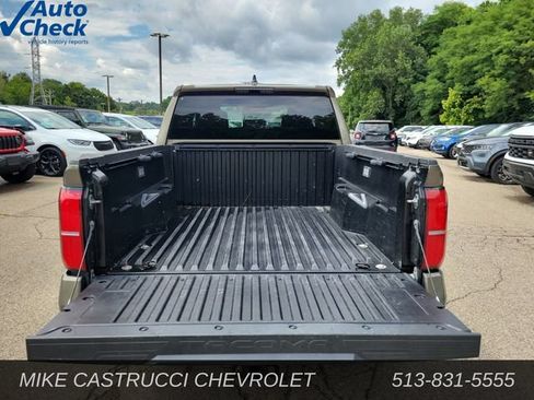 Used 2024 Toyota Tacoma TRD Off-Road AWD/4WD image 28