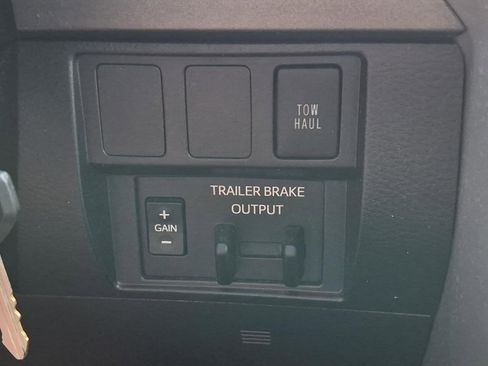 Used 2021 Toyota Tundra SR5 w/ Trail Edition image 25