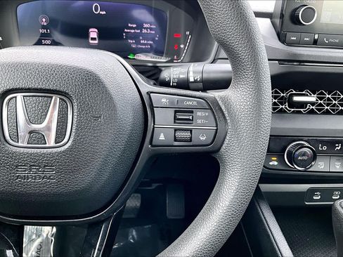 Used 2023 Honda Accord EX image 24
