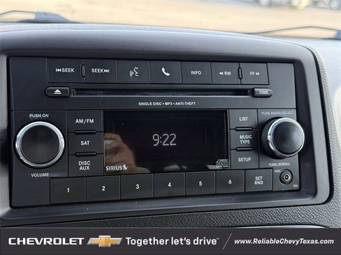 Used 2016 Dodge Grand Caravan SE image 17