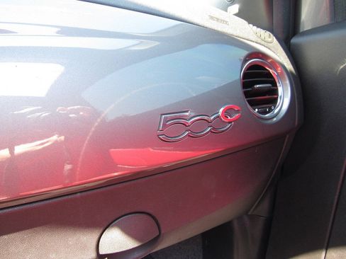Used 2013 FIAT 500 Abarth w/ Beats Audio Pkg FWD image 29