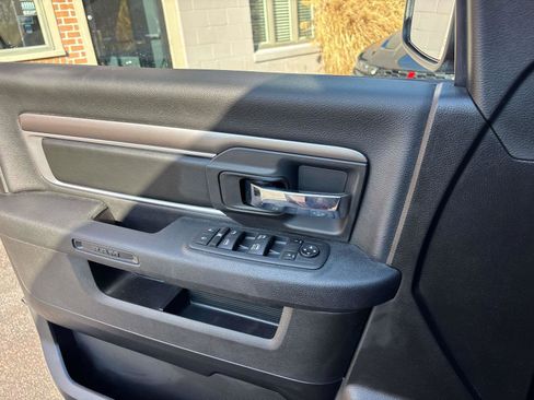 Used 2022 RAM 1500 Classic Warlock w/ Electronics Group image 15