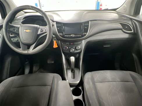 Used 2017 Chevrolet Trax LT w/ LPO, Protection Package image 10