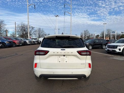 Used 2024 Ford Escape ST-Line w/ Tech Pack #1 image 8