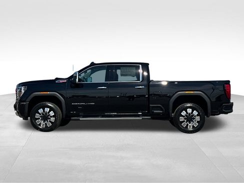 New 2026 GMC Sierra 2500 Denali w/ Denali Reserve Package image 2