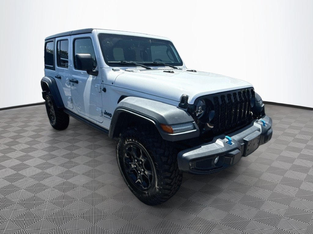 Certified 2023 Jeep Wrangler Unlimited w/ 8.4" Radio Group AWD/4WD image 4