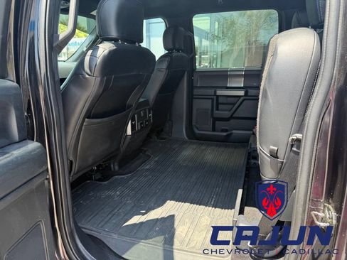 Used 2019 Ford F150 XLT w/ Equipment Group 302A Luxury AWD/4WD image 14