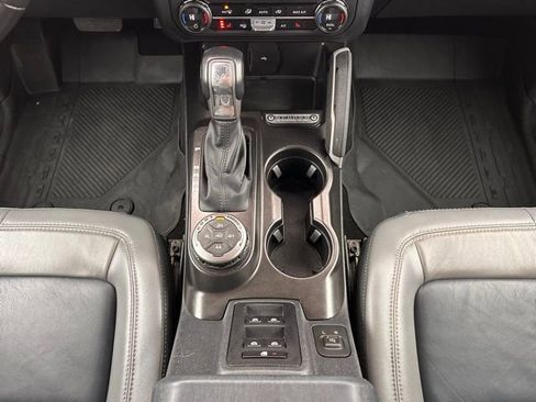 Used 2023 Ford Bronco Outer Banks image 18