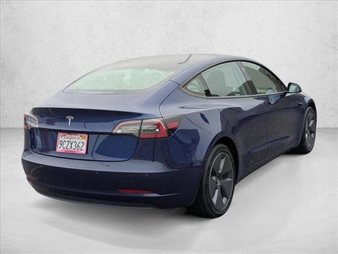 Used 2022 Tesla Model 3 image 5