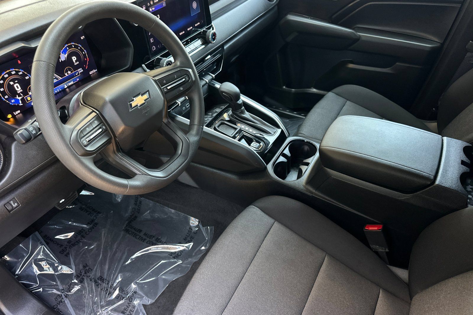 Used 2026 Chevrolet Colorado W/T w/ WT Custom Package RWD image 10