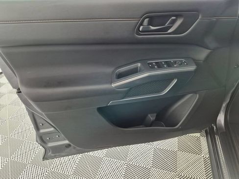 Used 2024 Nissan Pathfinder Rock Creek AWD/4WD image 11