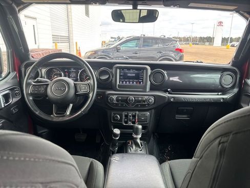 Used 2021 Jeep Wrangler Unlimited Sport image 25