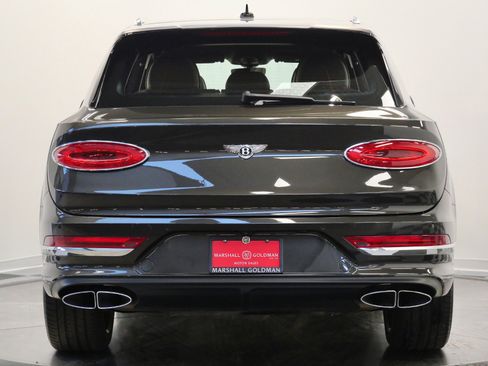 Used 2021 Bentley Bentayga Hybrid -Mulliner Driving Speci image 8