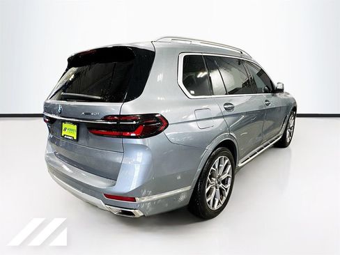 Used 2024 BMW X7 xDrive40i w/ Premium Package AWD/4WD image 5