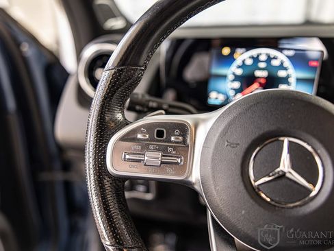 Used 2021 Mercedes-Benz GLB 250 4MATIC image 24