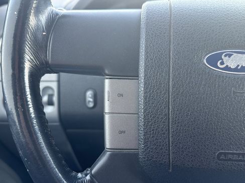 Used 2004 Ford F150 XLT image 24