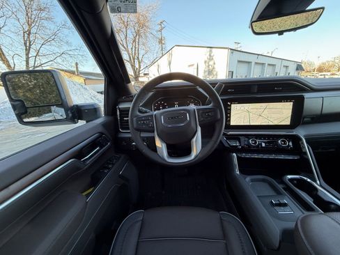 New 2026 GMC Sierra 3500 Denali w/ Denali Reserve Package image 2