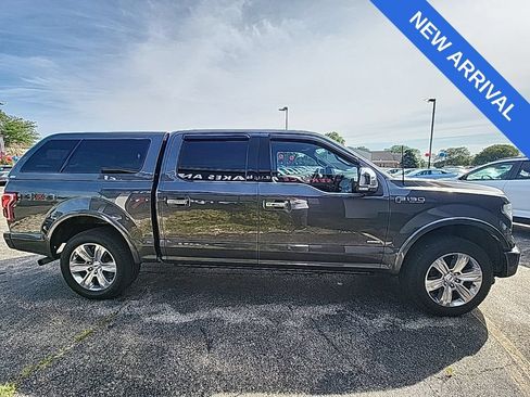 Used 2016 Ford F150 Platinum w/ Equipment Group 701A Luxury AWD/4WD image 9