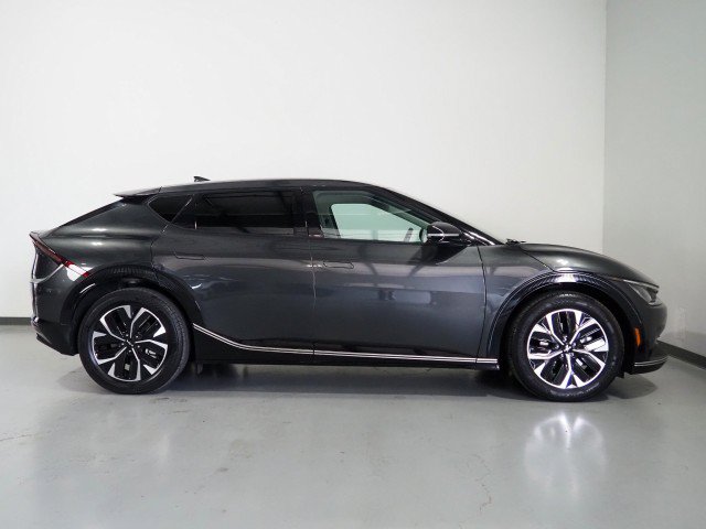 Used 2024 Kia EV6 Wind AWD/4WD image 4