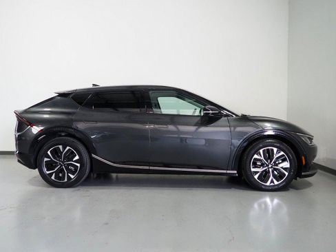 Used 2024 Kia EV6 Wind AWD/4WD image 4