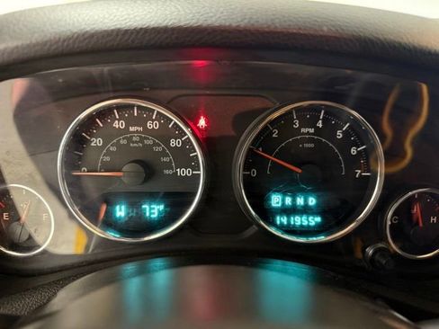 Used 2015 Jeep Wrangler Unlimited Sport w/ Quick Order Package 24S AWD/4WD image 12