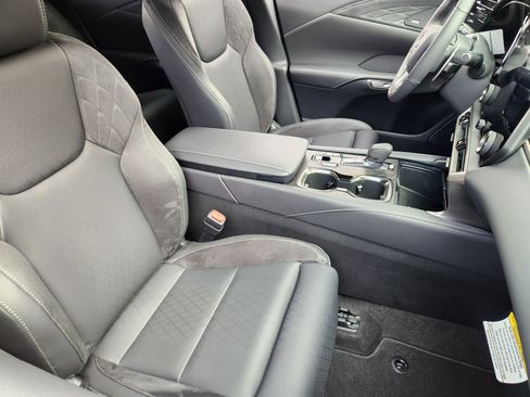 New 2026 Lexus RX 350 350h Luxury image 9