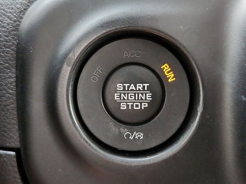 Used 2020 Jeep Wrangler Unlimited Sport S AWD/4WD image 9