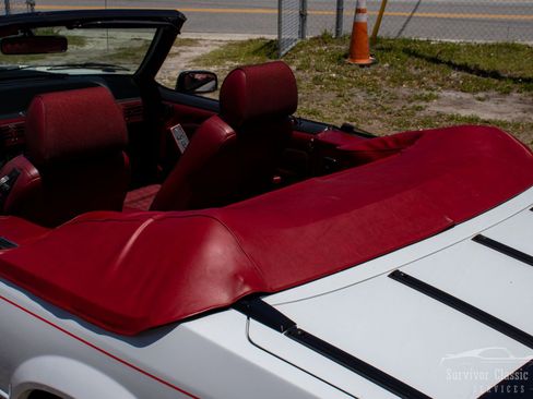 Used 1989 Ford Mustang LX RWD image 51