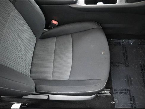 Used 2024 Nissan Sentra SV FWD image 30