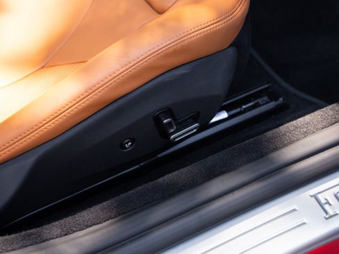 Used 2023 Ferrari Portofino M RWD image 60