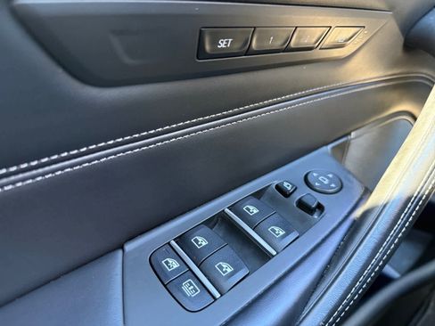 Used 2019 BMW 540i xDrive 540i xDrive w/ M Sport Package image 25