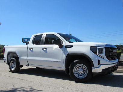 New 2026 GMC Sierra 1500 Pro w/ Pro Value Package