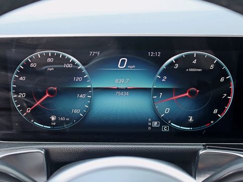 Used 2020 Mercedes-Benz GLB 250 4MATIC image 19