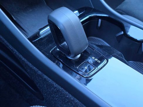 Certified 2023 Volvo C40 P8 Recharge Ultimate image 32