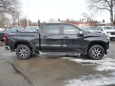 Used 2020 Chevrolet Silverado 1500 LT AWD/4WD image 11