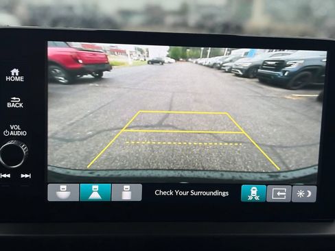 Used 2024 Honda Pilot Touring image 43