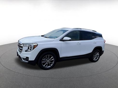 Used 2024 GMC Terrain SLT AWD/4WD image 7